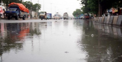 Prime Minister orders Karachi clean-up following heavy rains