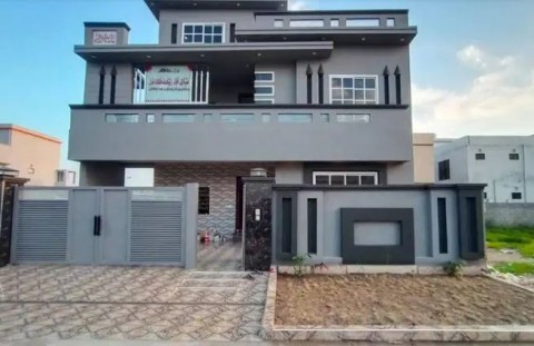 5 Bedroom  House