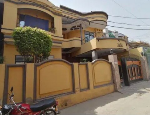 6 Bedroom  House