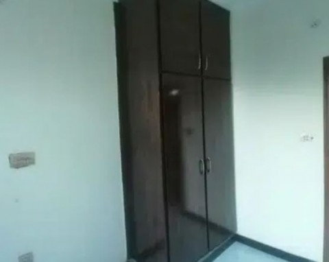 1 Bedroom  House