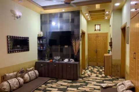 5 Bedroom  Flat