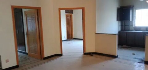 6 Bedroom  House