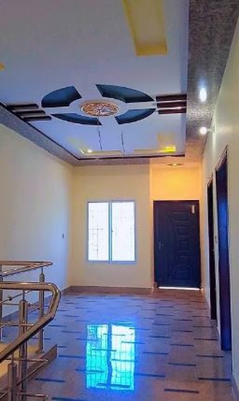 4 Bedroom House For Sale in Okara