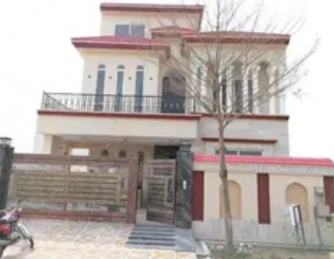 6 Bedroom  House